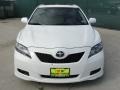 Super White - Camry SE Photo No. 8