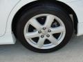 Super White - Camry SE Photo No. 15