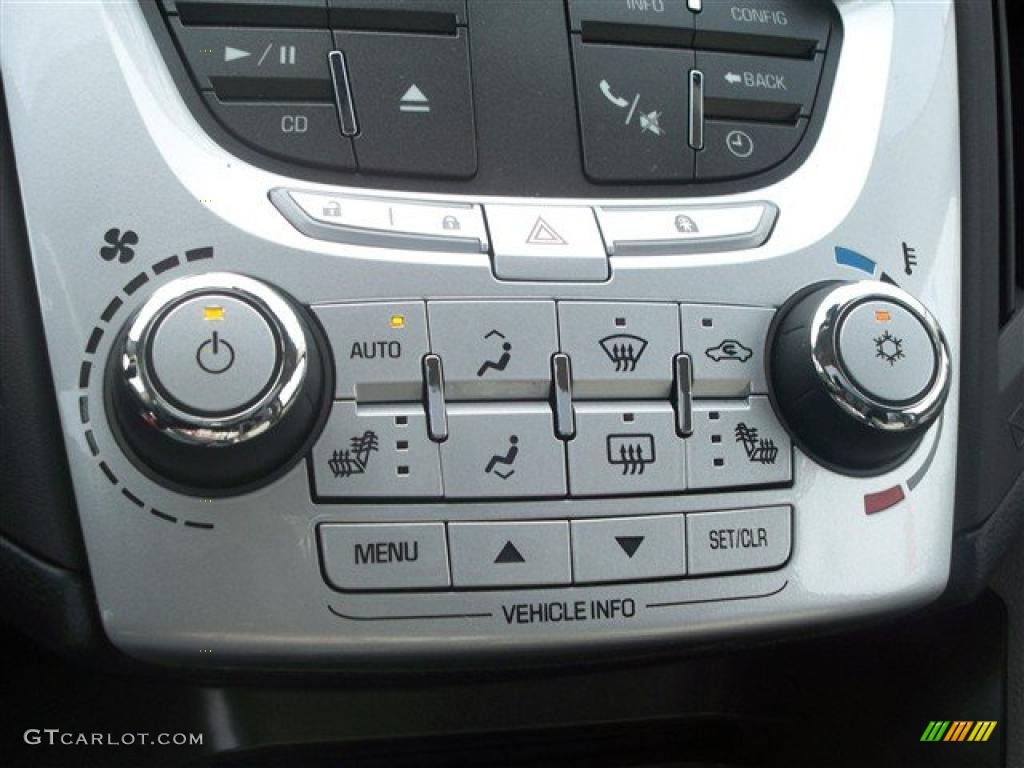 2011 Chevrolet Equinox LT AWD Controls Photo #41364875