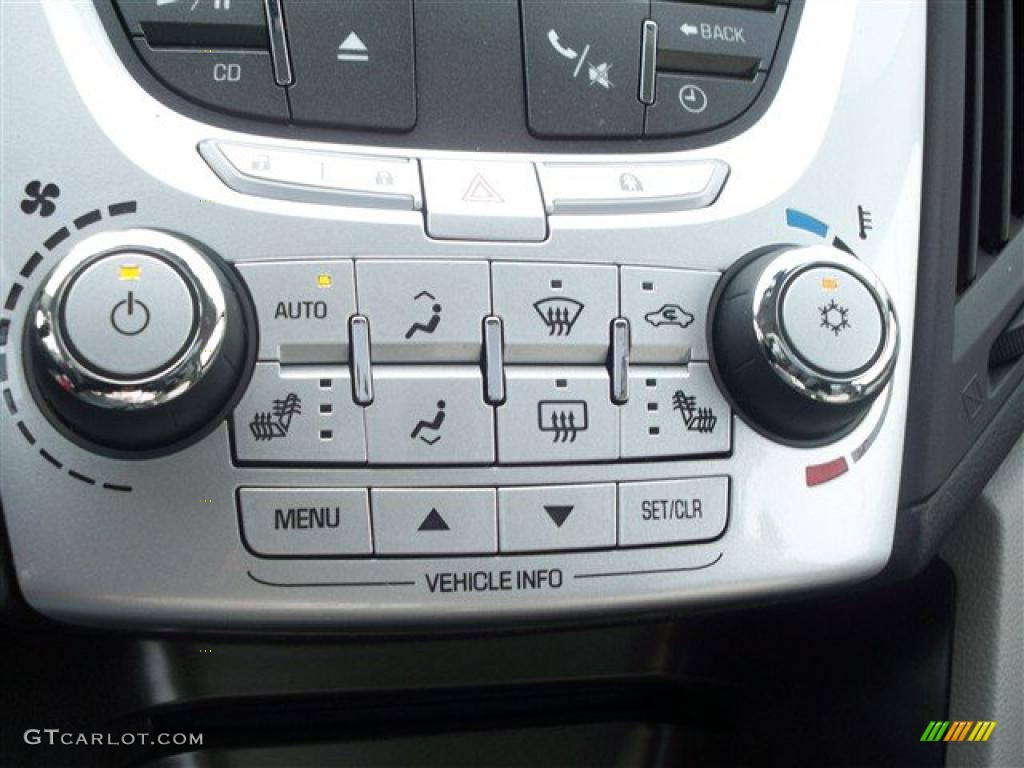 2011 Chevrolet Equinox LT AWD Controls Photo #41364899