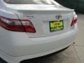 Super White - Camry SE Photo No. 23