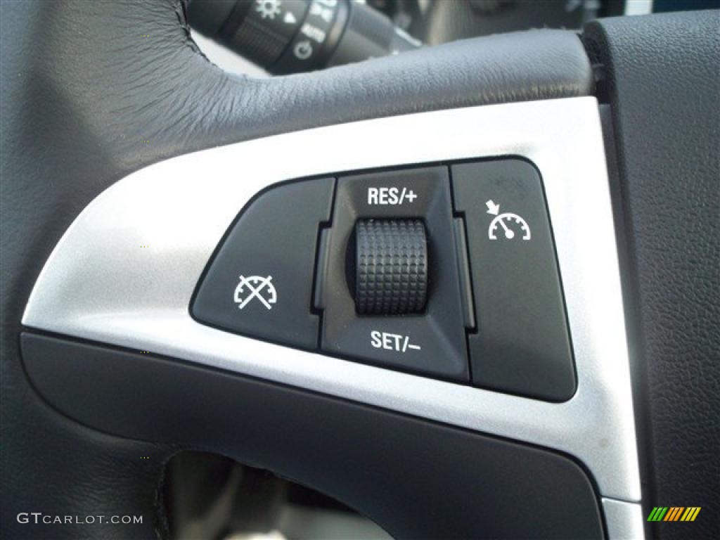 2011 Chevrolet Equinox LT Controls Photo #41365263