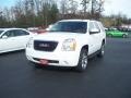 2011 Summit White GMC Yukon SLT 4x4  photo #2