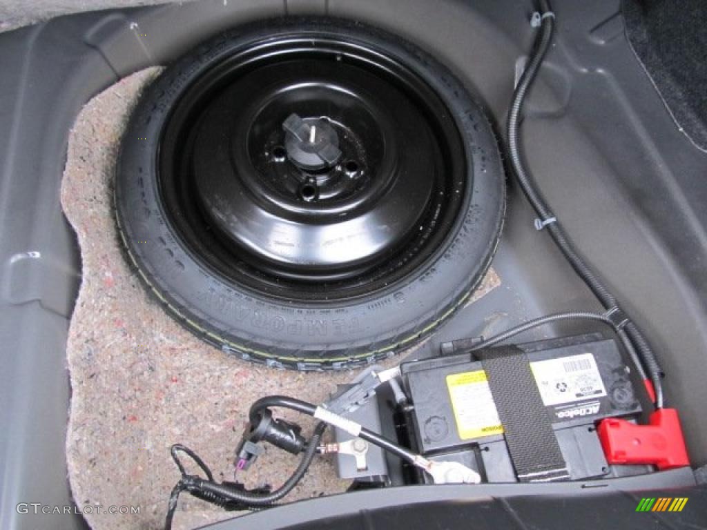 2010 Cobalt LS Sedan - Black / Gray photo #20