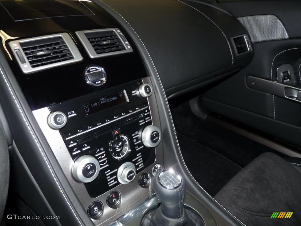 2011 Aston Martin V8 Vantage N420 Coupe Controls Photo #41371020