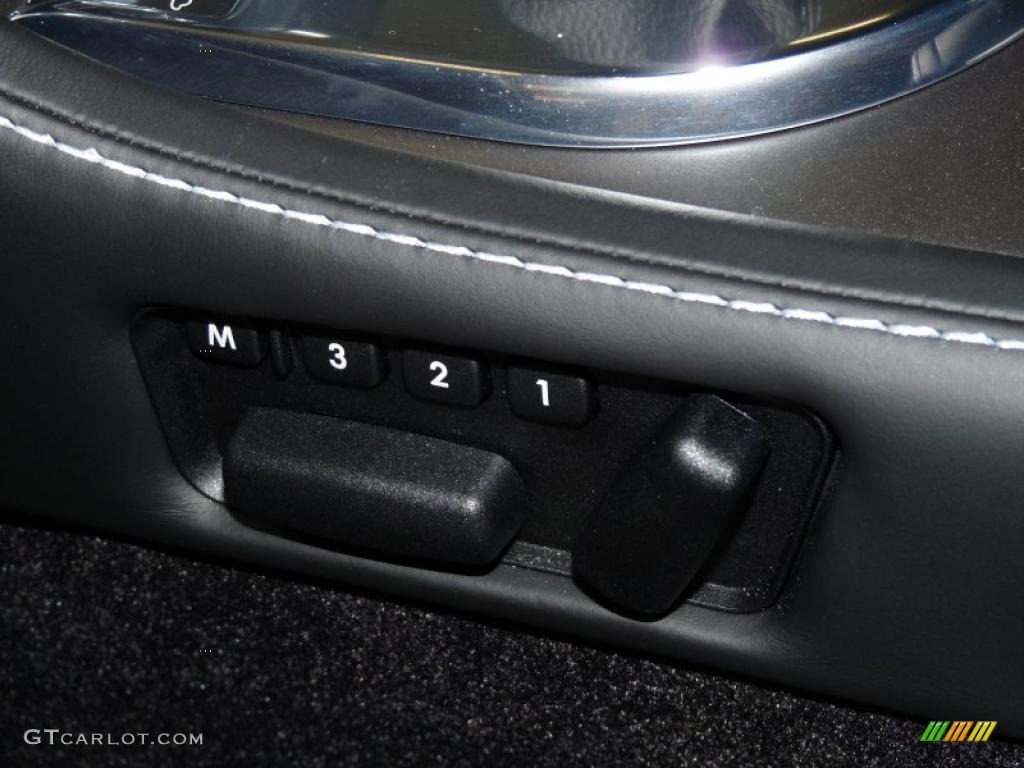 2011 Aston Martin V8 Vantage N420 Coupe Controls Photo #41371060