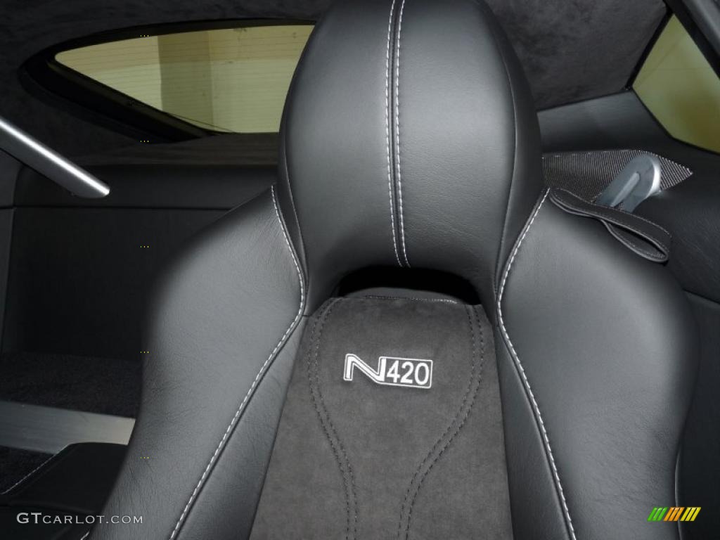 2011 Aston Martin V8 Vantage N420 Coupe Marks and Logos Photo #41371124