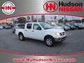 2011 Avalanche White Nissan Frontier SV Crew Cab  photo #1