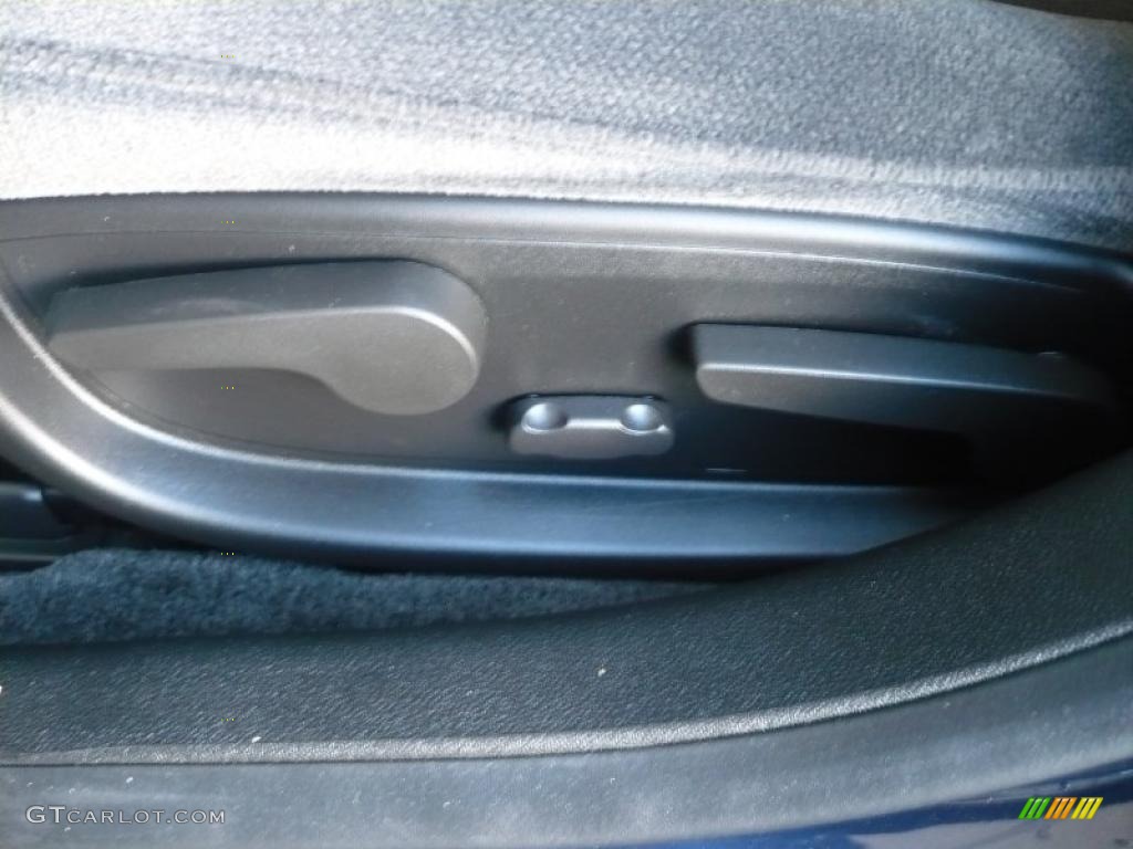 2011 Impala LT - Imperial Blue Metallic / Ebony photo #21