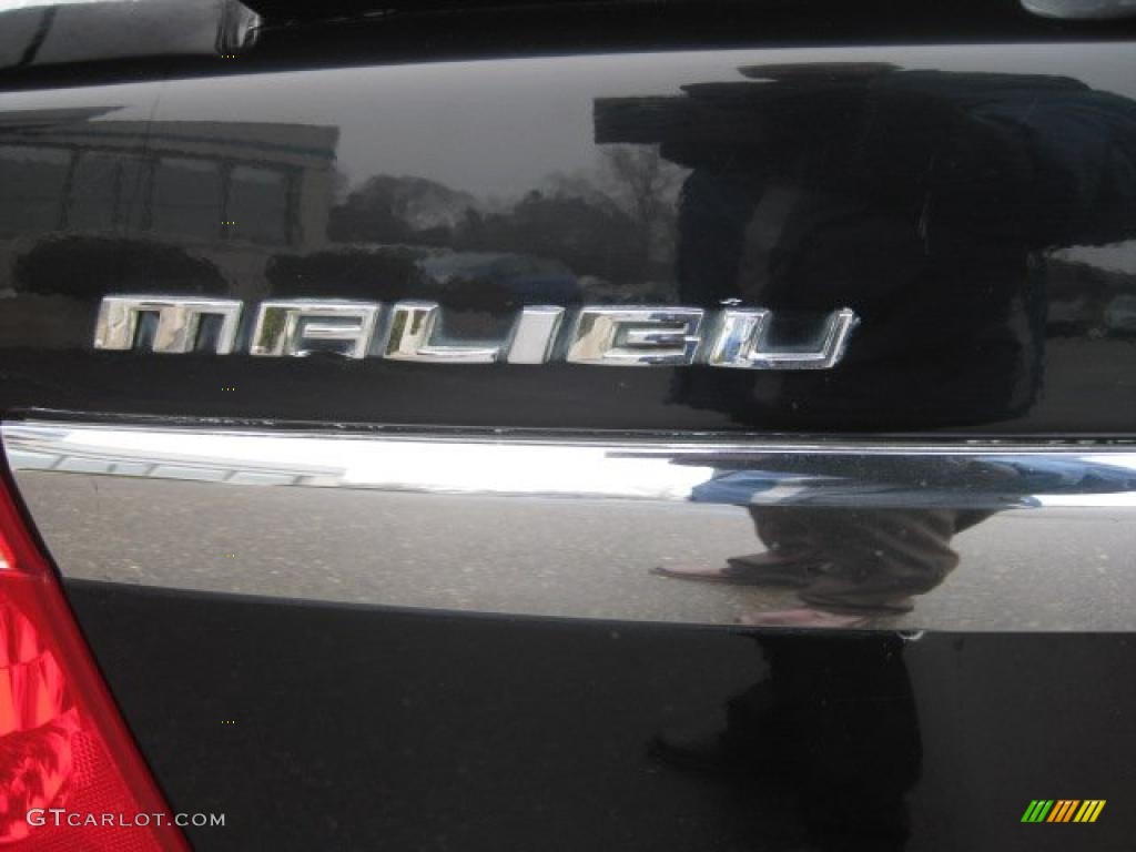 2004 Chevrolet Malibu LS V6 Sedan Marks and Logos Photo #41377388