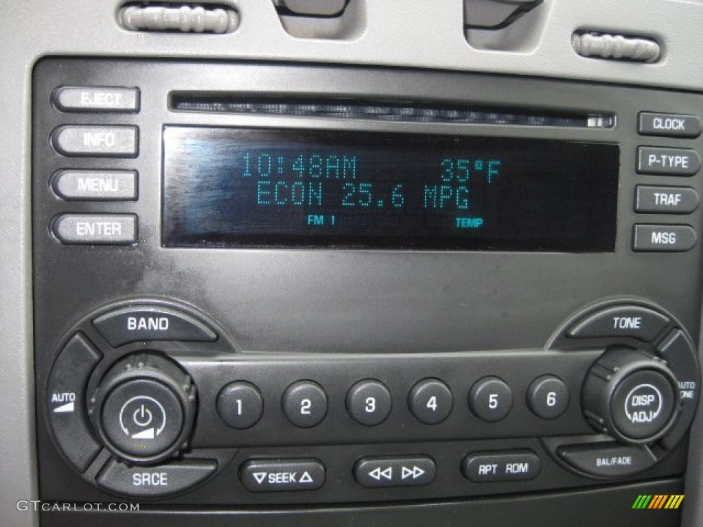 2004 Chevrolet Malibu LS V6 Sedan Controls Photo #41377520