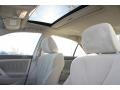 Desert Sand Mica - Camry LE V6 Photo No. 27