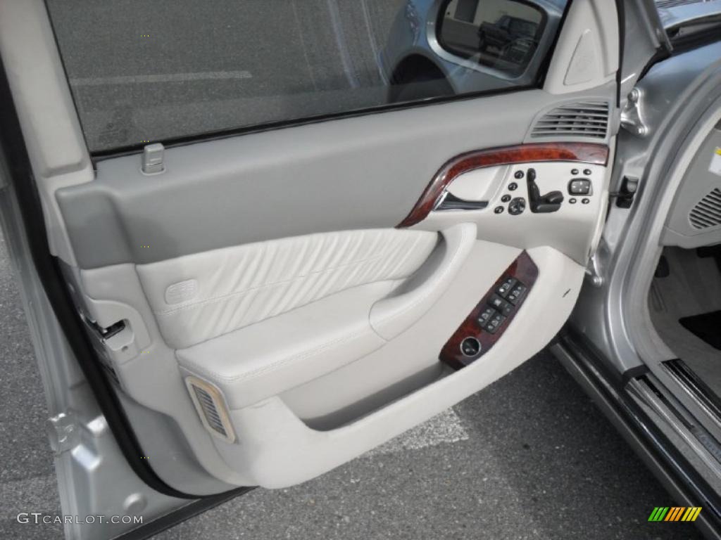 2004 Mercedes-Benz S 500 Sedan Ash Door Panel Photo #41380628