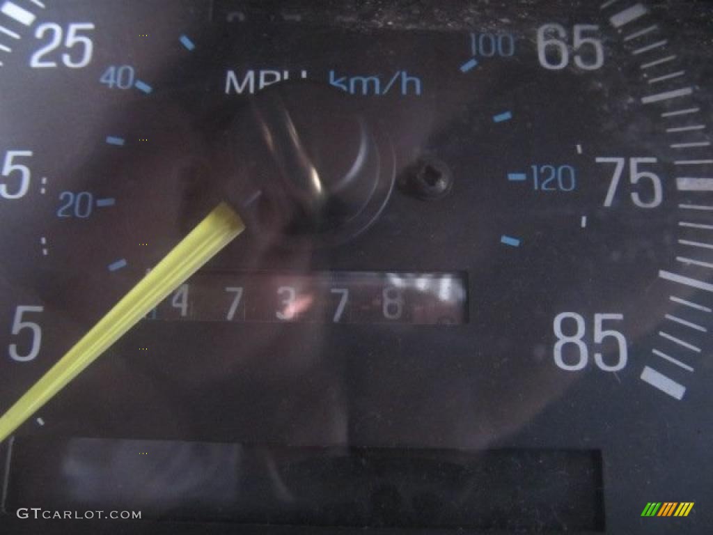 1987 F350 XLT Regular Cab 4x4 Dump Truck - Black / Dark Red photo #25