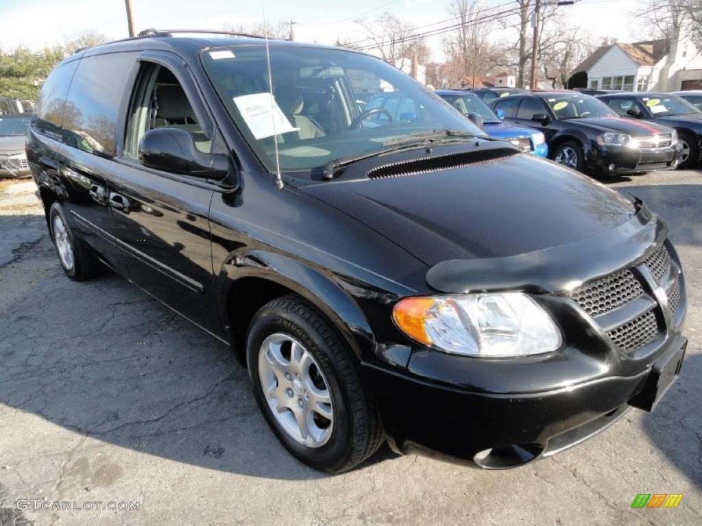 2004 Grand Caravan SXT - Brilliant Black Crystal Pearl / Medium Slate Gray photo #5