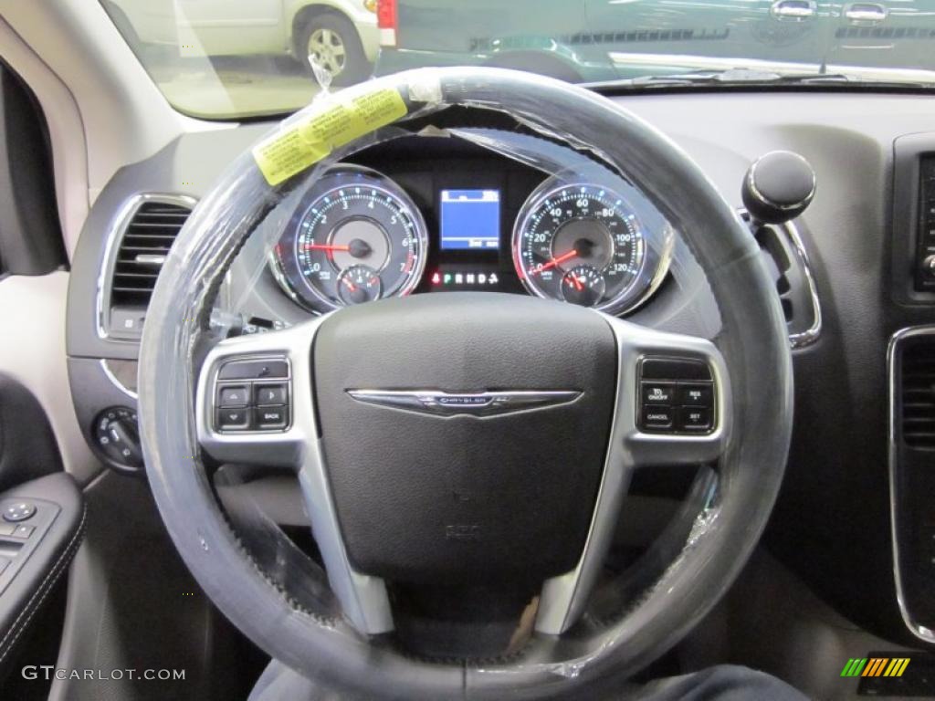 2011 Chrysler Town & Country Touring - L Black/Light Graystone Steering Wheel Photo #41385736