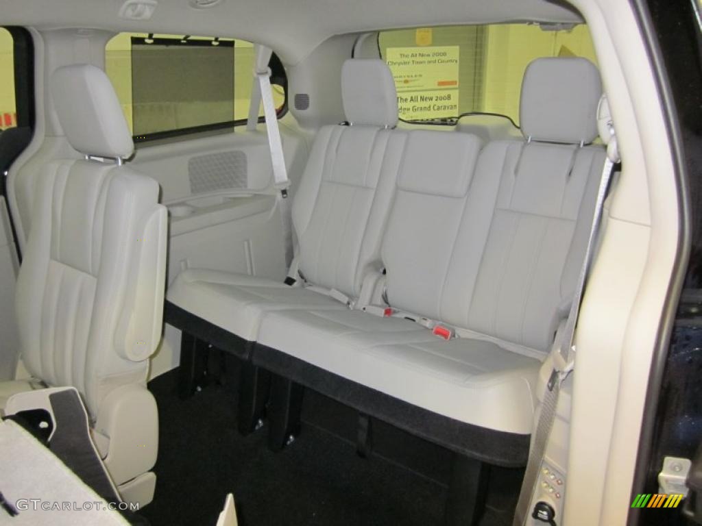 Black/Light Graystone Interior 2011 Chrysler Town & Country Touring - L Photo #41385788