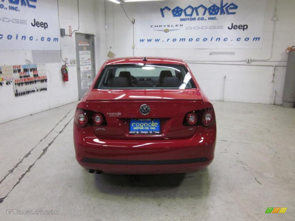 2009 Jetta TDI Sedan - Salsa Red / Anthracite photo #3