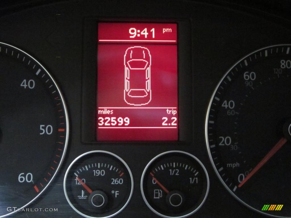 2009 Jetta TDI Sedan - Salsa Red / Anthracite photo #11