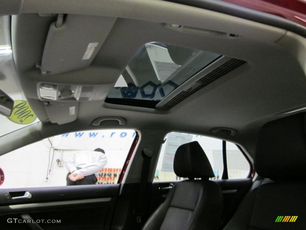 2009 Jetta TDI Sedan - Salsa Red / Anthracite photo #12