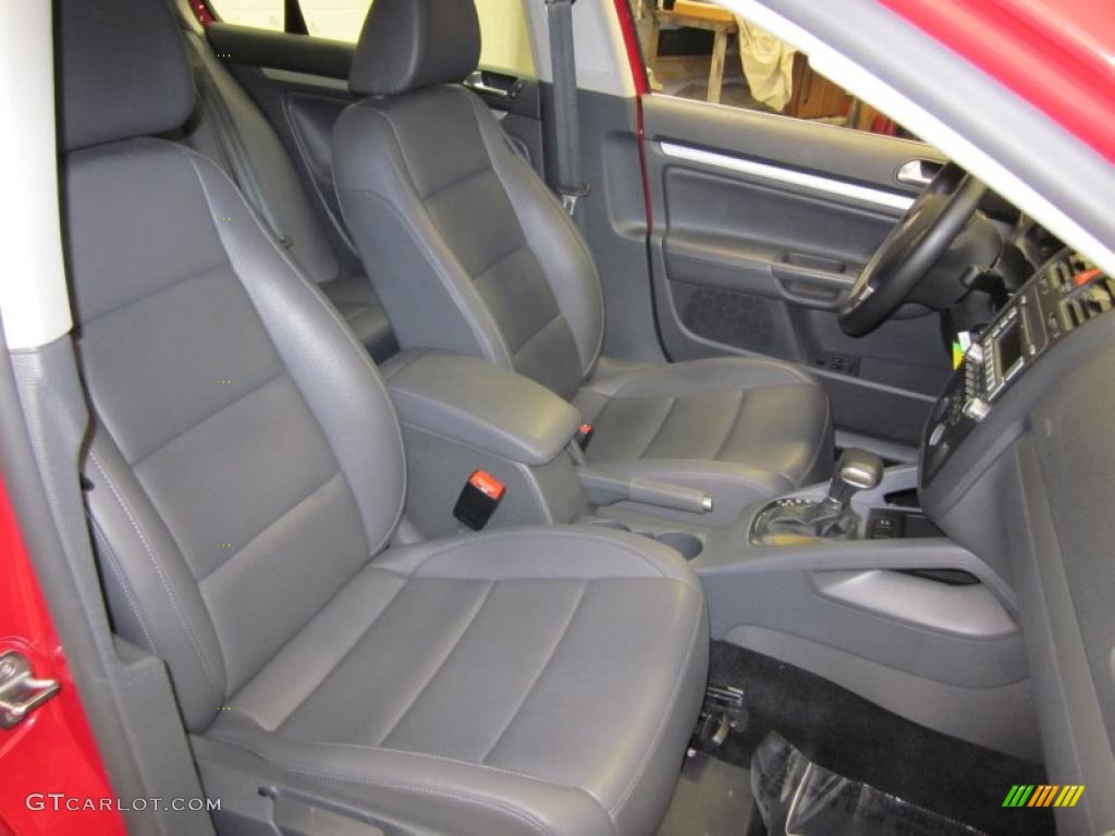 2009 Jetta TDI Sedan - Salsa Red / Anthracite photo #18