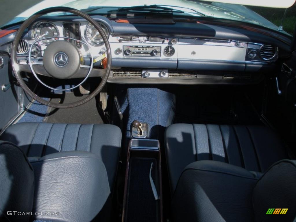 1969 Mercedes-Benz SL Class 280 SL Roadster Blue Dashboard Photo #41387360