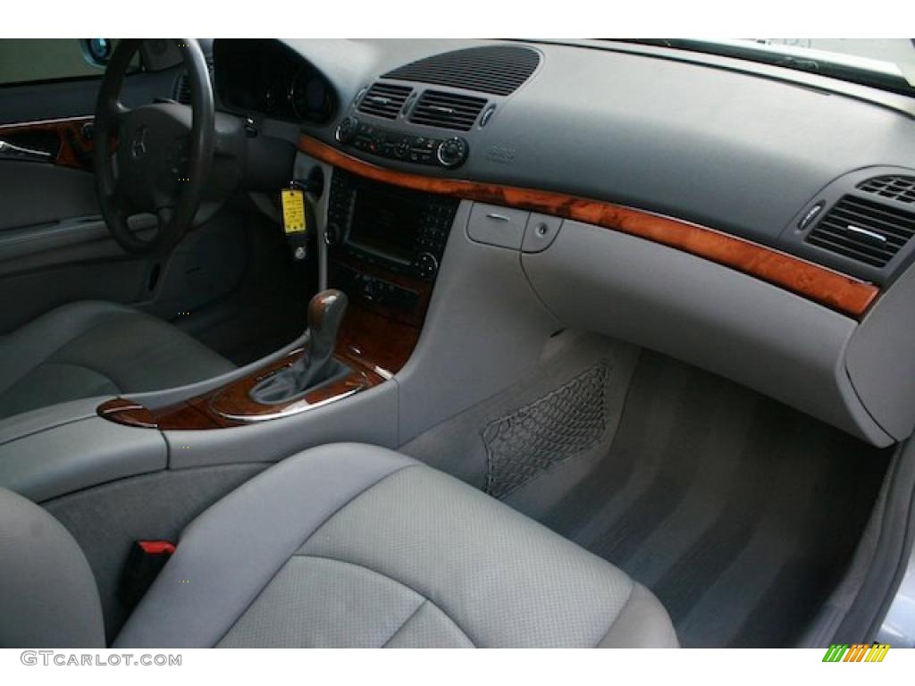 Ash Interior 2004 Mercedes-Benz E 320 Sedan Photo #41388968