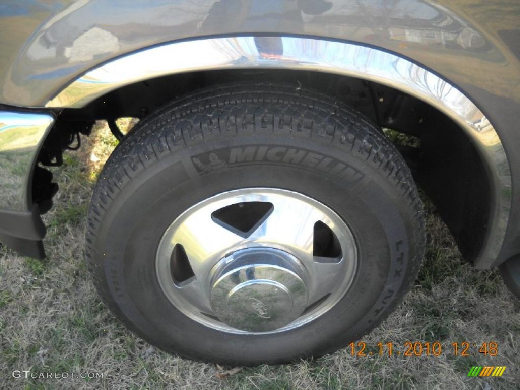 2002 Ford F350 Super Duty XLT Crew Cab Dually Wheel Photo #41390028