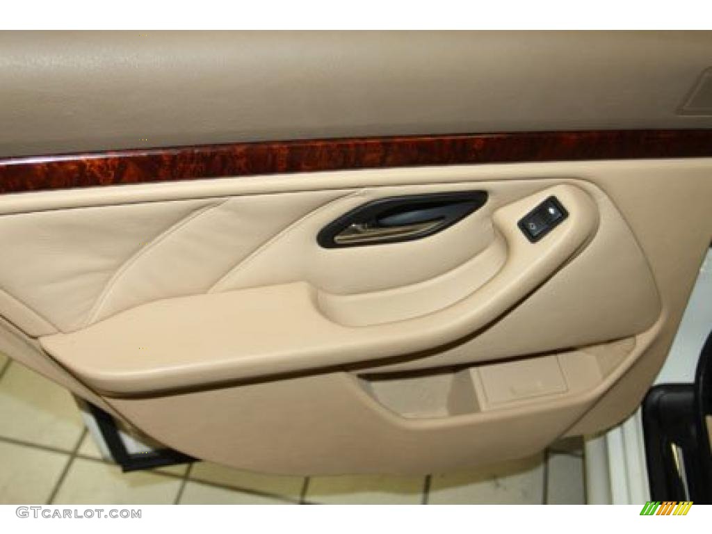 1998 5 Series 528i Sedan - Alpine White III / Beige photo #14
