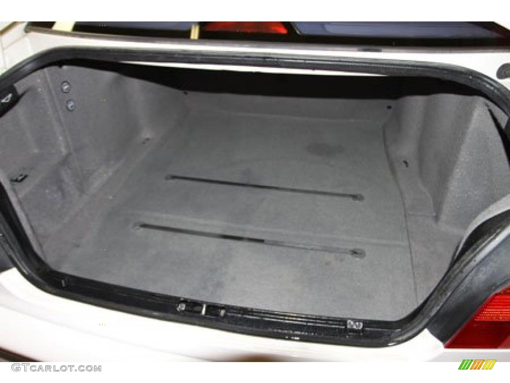 1998 BMW 5 Series 528i Sedan Trunk Photo #41391960