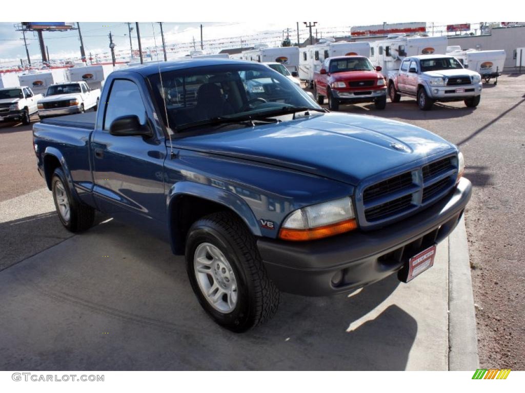 2003 Dakota SXT Regular Cab - Atlantic Blue Pearlcoat / Dark Slate Gray photo #2