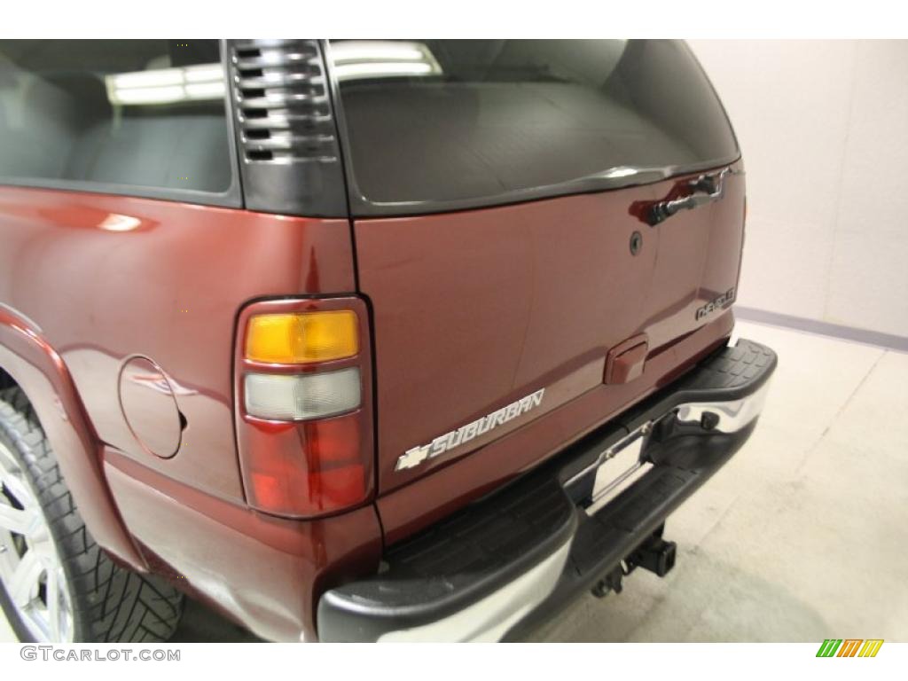 2003 Suburban 1500 LT 4x4 - Redfire Metallic / Gray/Dark Charcoal photo #5