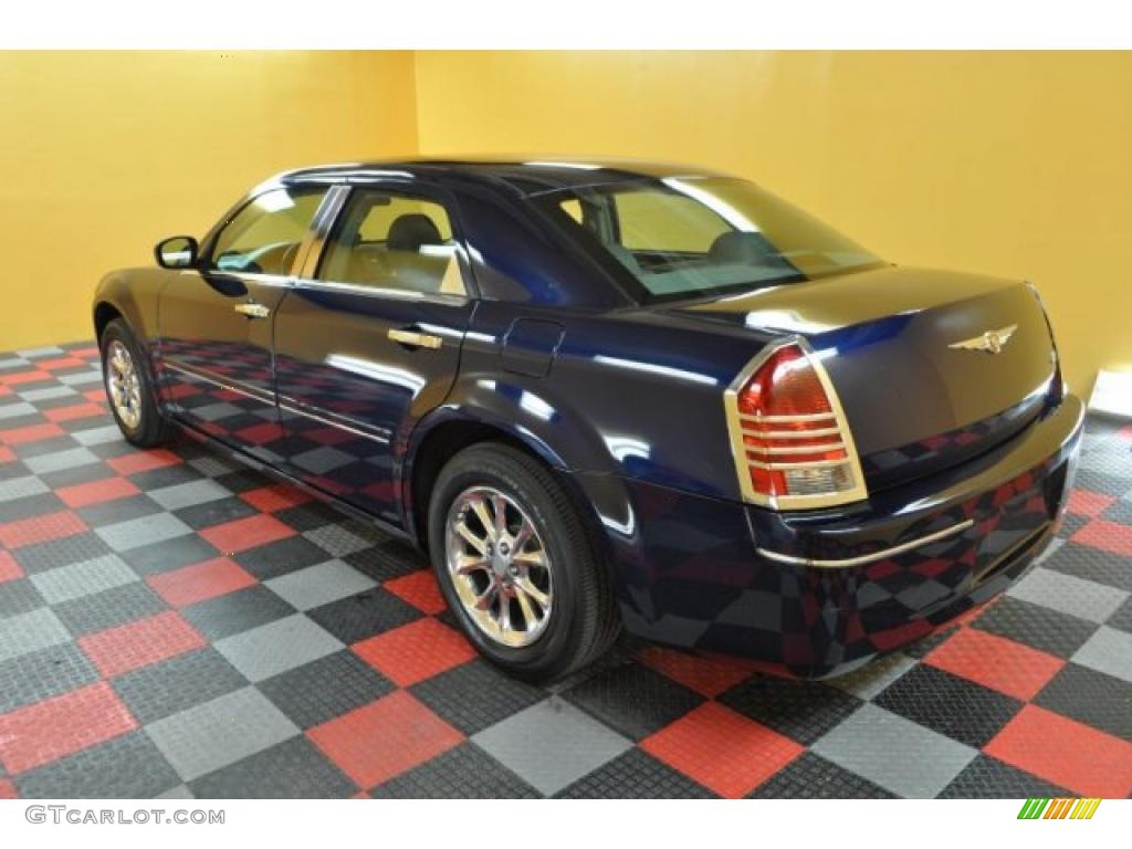 2005 300 Touring - Midnight Blue Pearlcoat / Dark Slate Gray/Medium Slate Gray photo #3