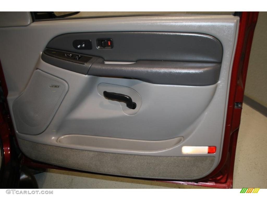 2003 Suburban 1500 LT 4x4 - Redfire Metallic / Gray/Dark Charcoal photo #11