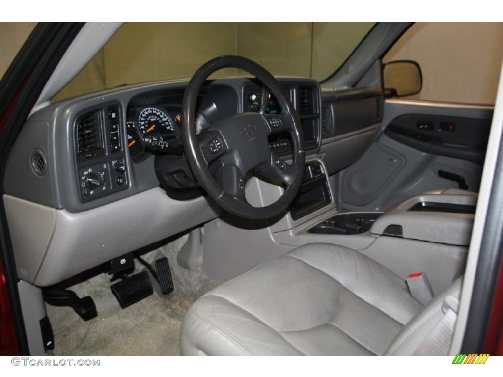 2003 Suburban 1500 LT 4x4 - Redfire Metallic / Gray/Dark Charcoal photo #12