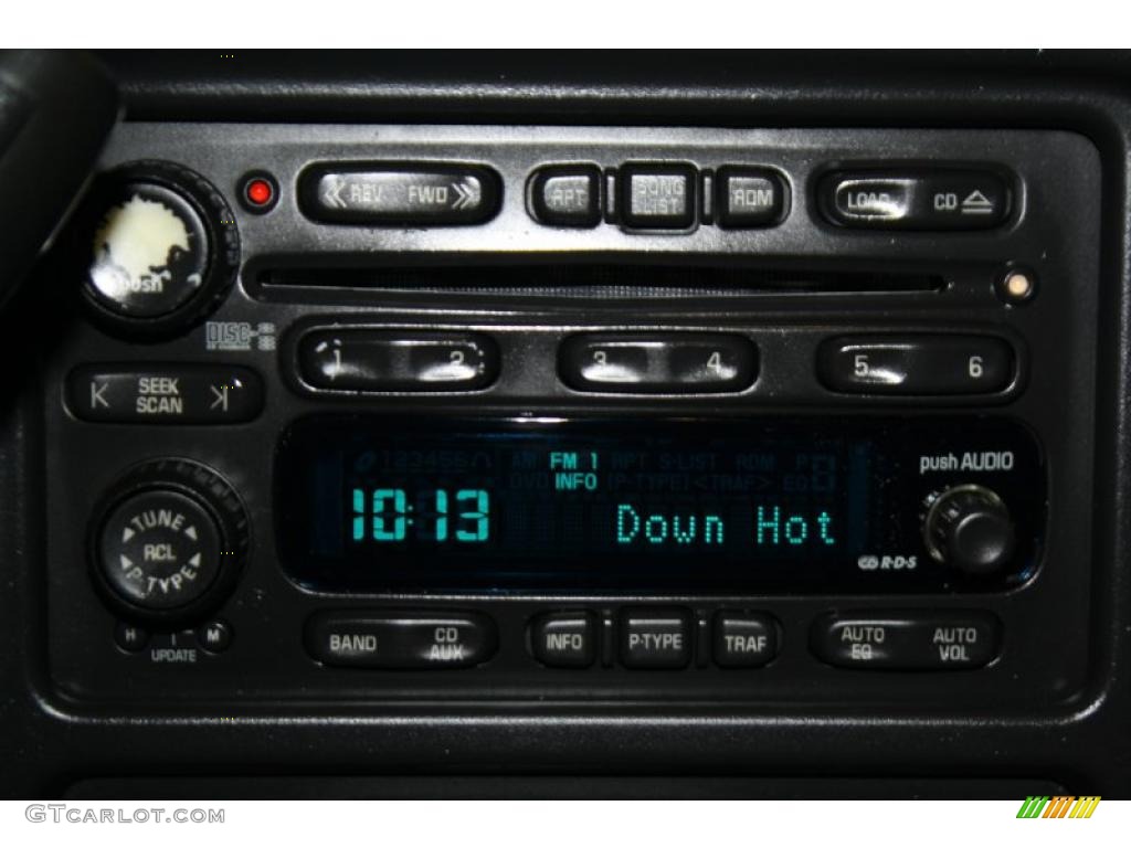 2003 Suburban 1500 LT 4x4 - Redfire Metallic / Gray/Dark Charcoal photo #14