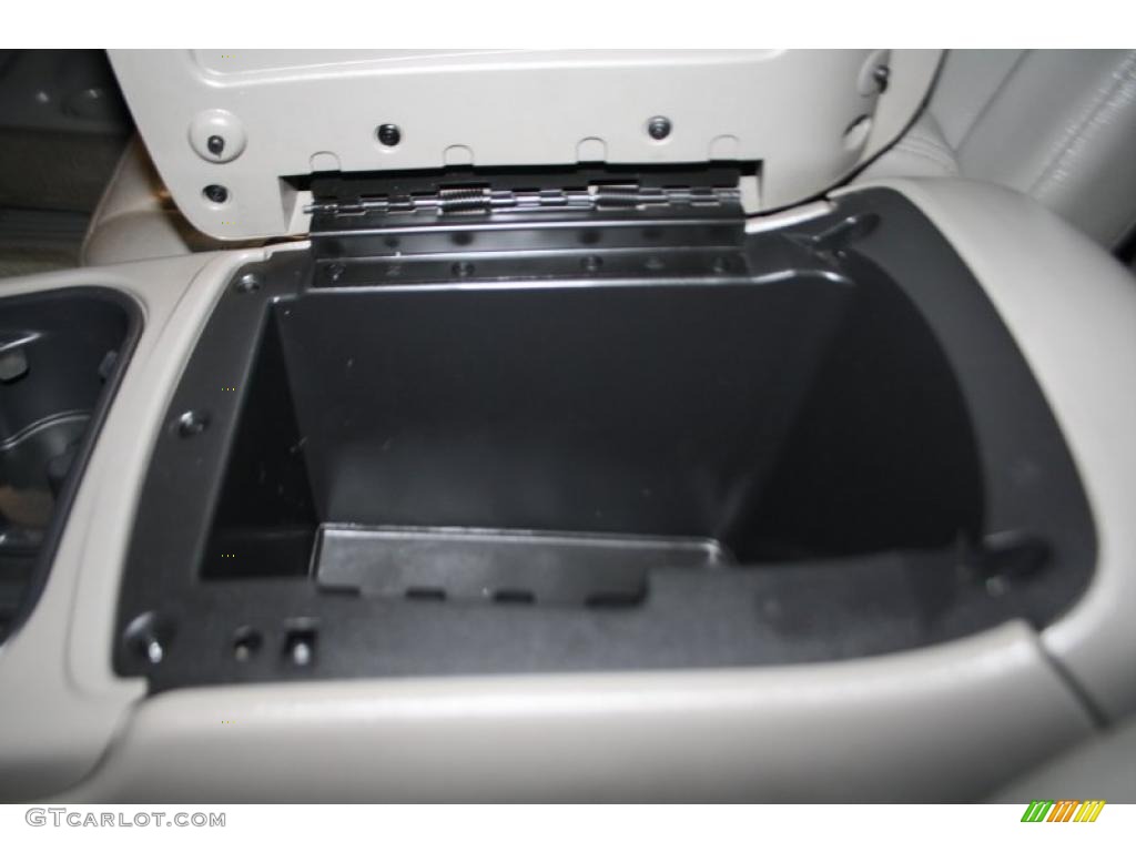 2003 Suburban 1500 LT 4x4 - Redfire Metallic / Gray/Dark Charcoal photo #20