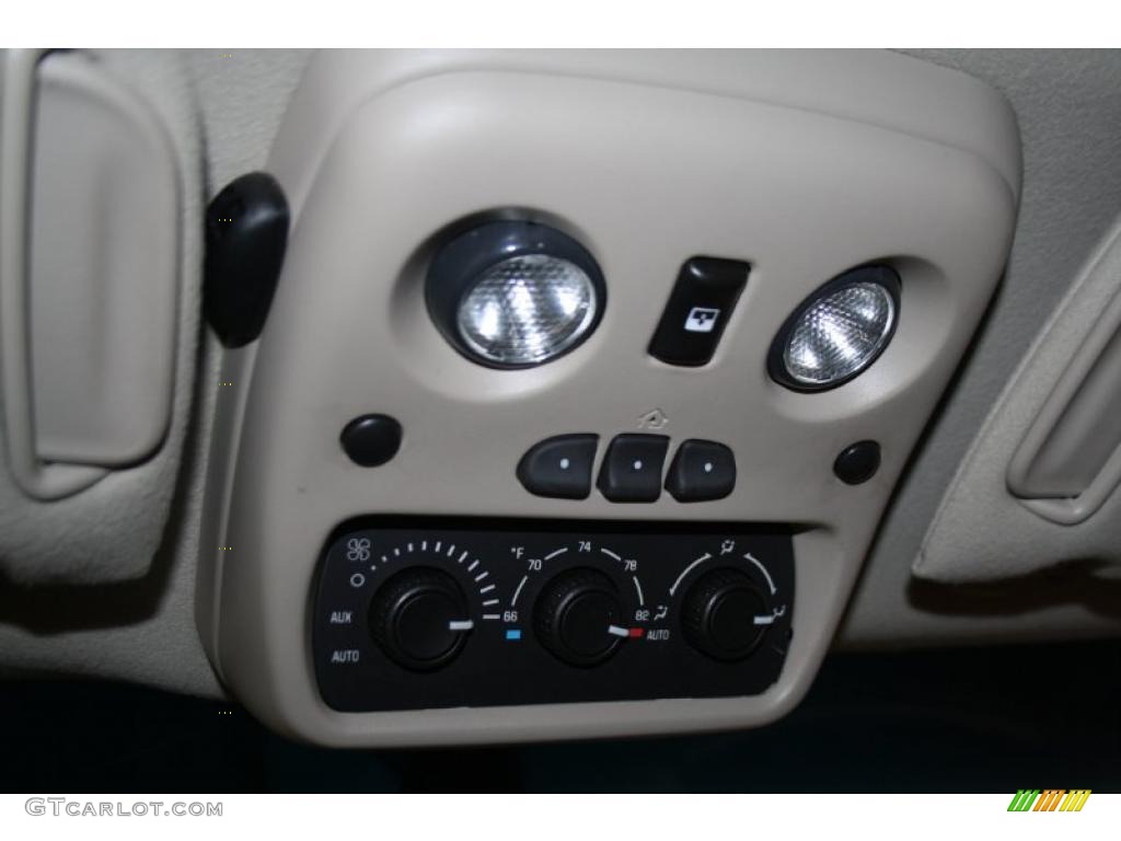 2003 Suburban 1500 LT 4x4 - Redfire Metallic / Gray/Dark Charcoal photo #21