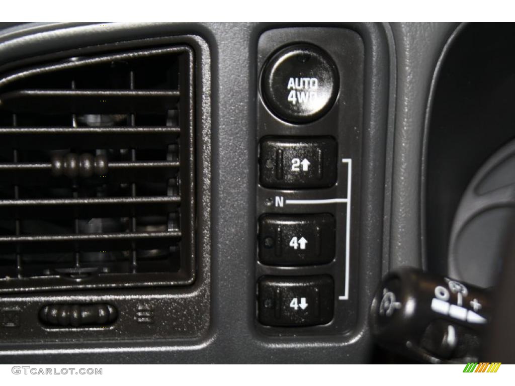 2003 Suburban 1500 LT 4x4 - Redfire Metallic / Gray/Dark Charcoal photo #30