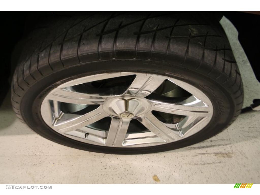 2003 Chevrolet Suburban 1500 LT 4x4 Custom Wheels Photo #41394096