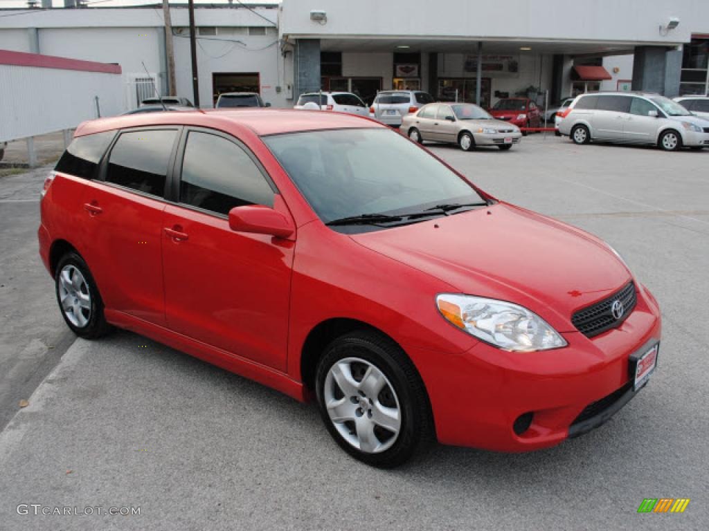 2008 Matrix XR - Radiant Red / Dark Charcoal photo #6