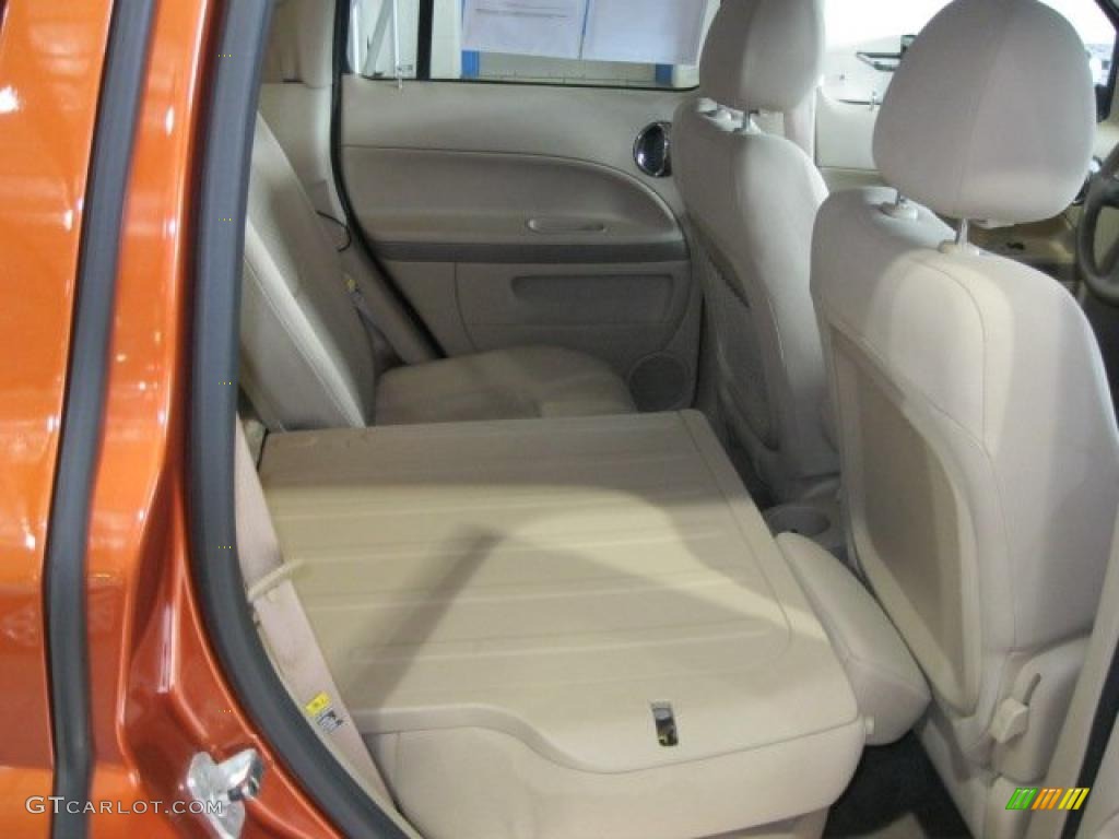 2006 HHR LT - Sunburst Orange II Metallic / Cashmere Beige photo #12