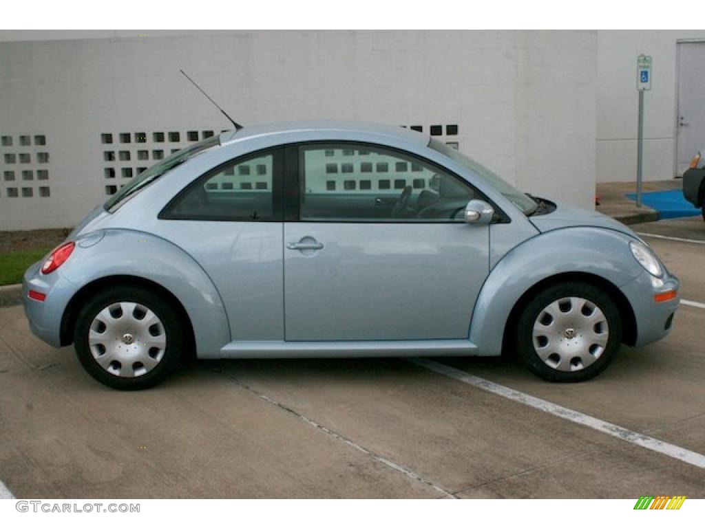 Heaven Blue Metallic 2010 Volkswagen New Beetle 2.5 Coupe Exterior Photo #41402392