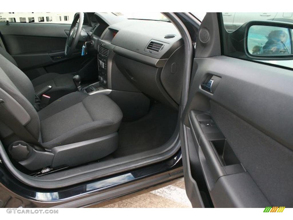 2008 Astra XE Sedan - Black Sapphire / Charcoal photo #13