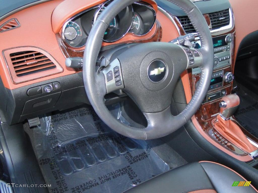 2009 Chevrolet Malibu LTZ Sedan Ebony/Brick Steering Wheel Photo #41407527