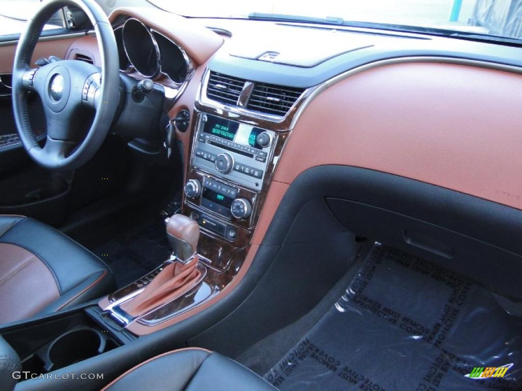 2009 Chevrolet Malibu LTZ Sedan Ebony/Brick Dashboard Photo #41407743