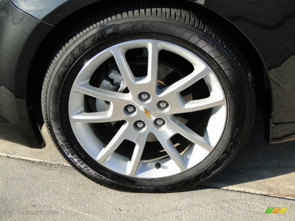 2009 Chevrolet Malibu LTZ Sedan Wheel Photo #41407957