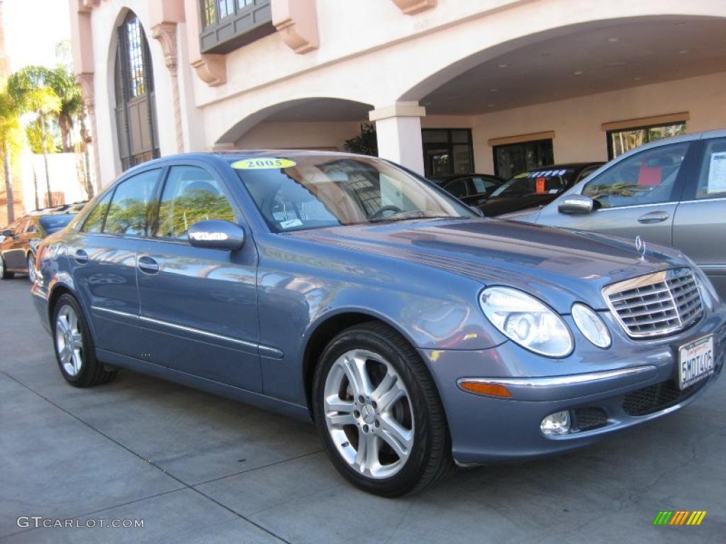 Tealite Blue Metallic 2005 Mercedes-Benz E 500 4Matic Sedan Exterior Photo #41408027