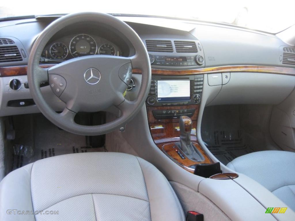 Stone Interior 2005 Mercedes-Benz E 500 4Matic Sedan Photo #41408335
