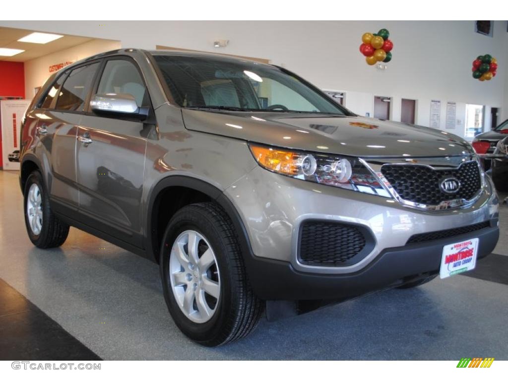 2011 Sorento LX - Titanium Silver / Gray photo #8